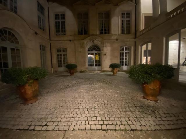 Loft Design Dans Hotel Particulier Montpellier Exterior foto